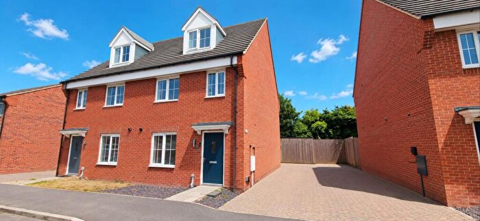3 Bedroom Semi-Detached House For Sale In Great Leighs, Bourne, PE10