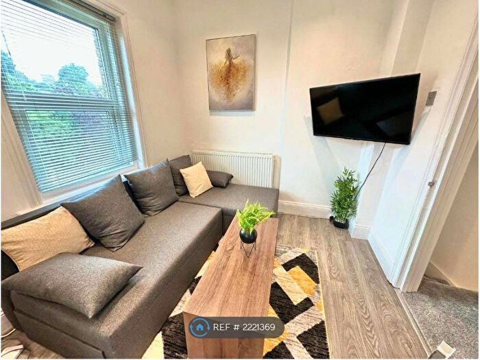 2 Bedroom Flat To Rent In Frances Road, Bournemouth, BH1