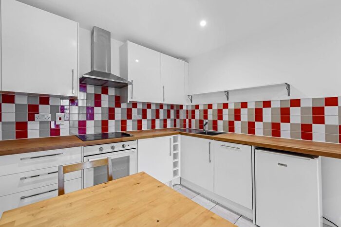 1 Bedroom Flat For Sale In Fairfield Road, Bow Quarter, E3