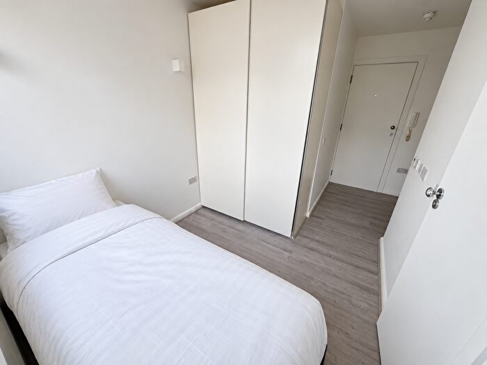 Studio To Rent In College Road, College Road, HA1