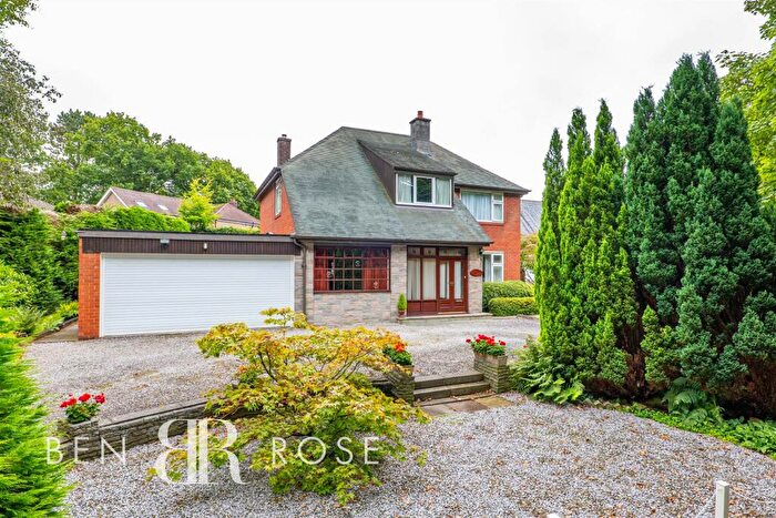 4 Bedroom Detached House For Sale In Parkside Drive, Whittle-Le-Woods, Chorley, PR6