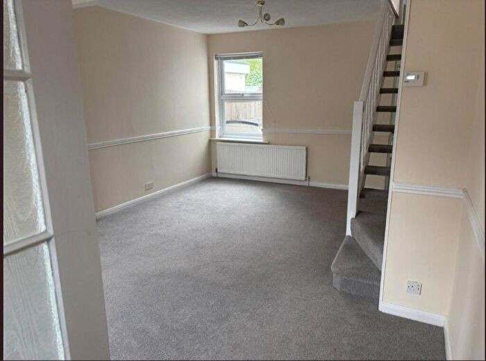 3 Bedroom Property To Rent In Green Lane, London, SE9