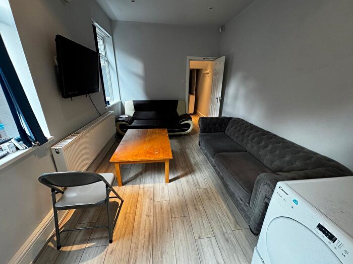 5 Bedroom Terraced House To Rent In Richmond Road, Fallowfield, Manchester, M14