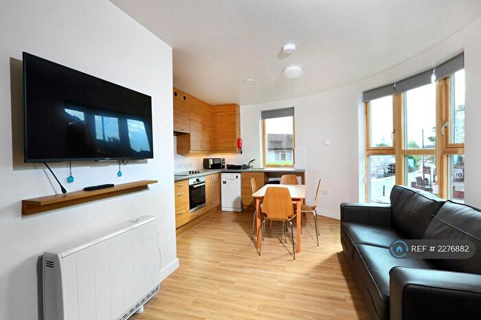 5 Bedroom Flat To Rent In Mulberry Court, Southampton, SO14