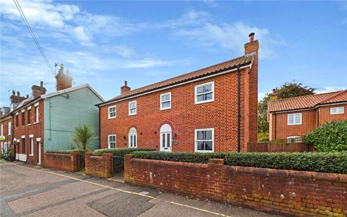 3 Bedroom Semi-Detached House For Sale In Brook Street, Woodbridge, Suffolk, IP12
