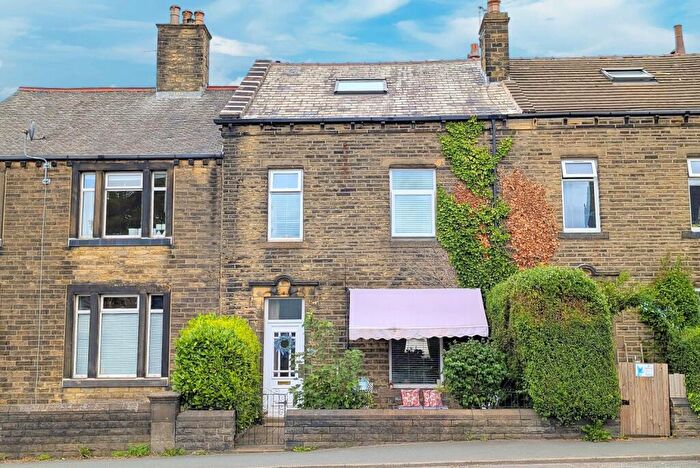 4 Bedroom Terraced House For Sale In Jepson Lane, Elland, West Yorkshire, HX5