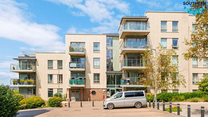 1 Bedroom Flat For Sale In Pankhurst Avenue, Brighton, BN2