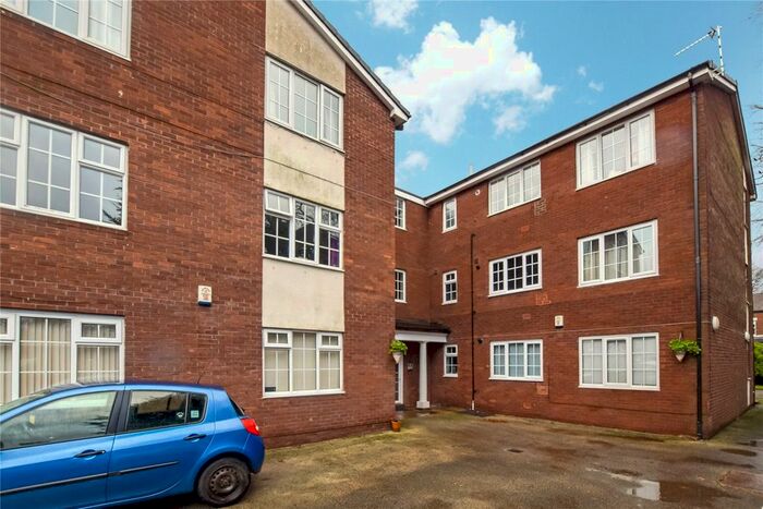2 Bedroom Flat To Rent In Ellesmere Road, Eccles, Manchester, M30