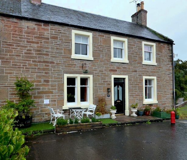 3 Bedroom Semi-Detached House For Sale In Tree View, Thorntree Square, Dunning, Perthshire, PH2