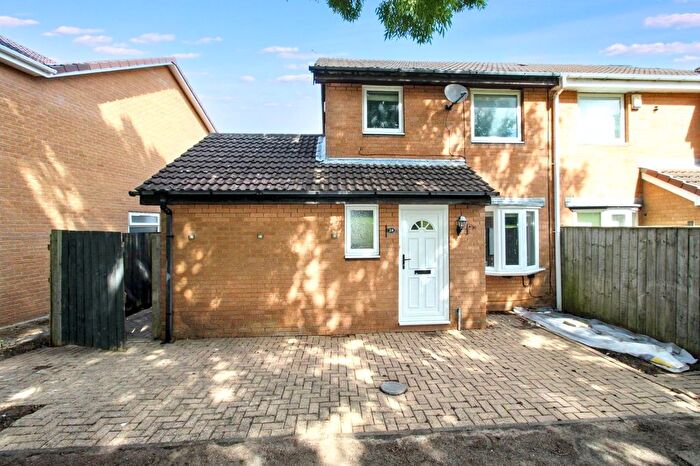 3 Bedroom Semi-Detached House To Rent In Hickling Court, Westerhope, Newcastle Upon Tyne, NE5