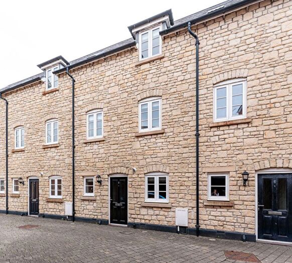 4 Bedroom Terraced House For Sale In High East Street, Dorchester, DT1