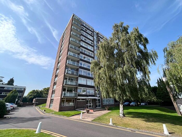 2 Bedroom Flat To Rent In Richmond Hill Road, Birmingham, B15