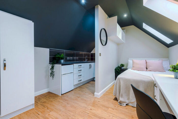 Studio To Rent In Flat, Upper New Walk, Leicester, LE1