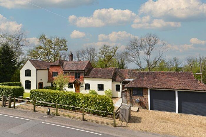 4 Bedroom Detached House For Sale In Ellens Green, Surrey, RH12