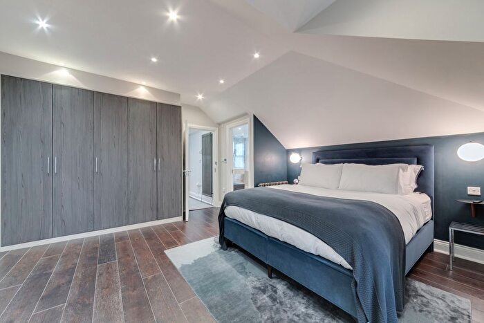 4 Bedroom Flat To Rent In Fellows Road, Swiss Cottage, NW3