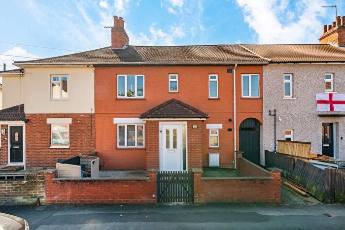 4 Bedroom Property To Rent In Mount Road, Mitcham, CR4