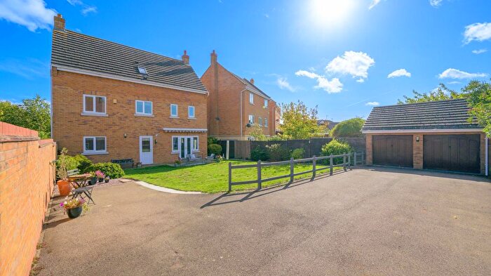 5 Bedroom Detached House For Sale In Eagle Way, Hampton Vale, PE7