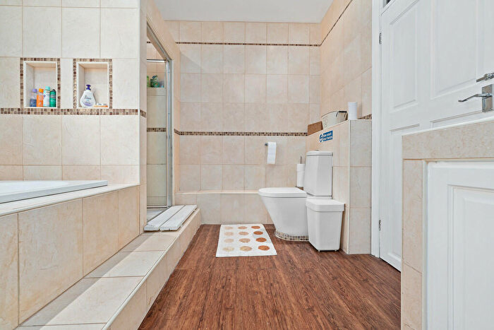 5 Bedroom Detached House For Sale In Cardiff Road, Taffs Well, CF15