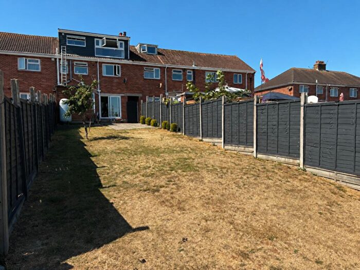4 Bedroom Terraced House For Sale In Newlands, Dawlish, EX7