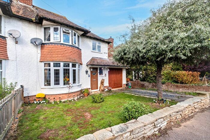 3 Bedroom Semi-Detached House For Sale In The Ness, Canterbury, CT1
