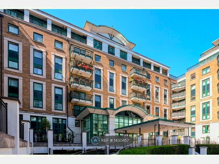 2 Bedroom Flat To Rent In Warren House, London, W14