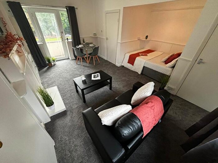 Studio To Rent In Cumberland Court, LS6