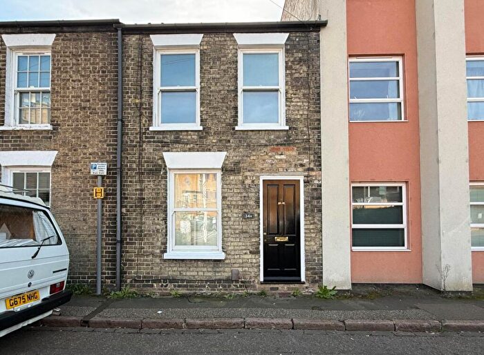 2 Bedroom Terraced House For Sale In Paradise Street, Cambridge, CB1