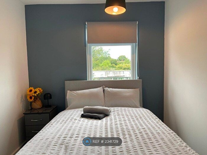 3 Bedroom Terraced House To Rent In Kennington Road, Nottingham, NG8