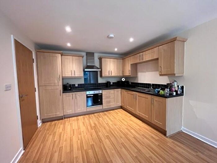 2 Bedroom Apartment To Rent In St George Villas, Broadway, Chadderton, Oldham, OL9