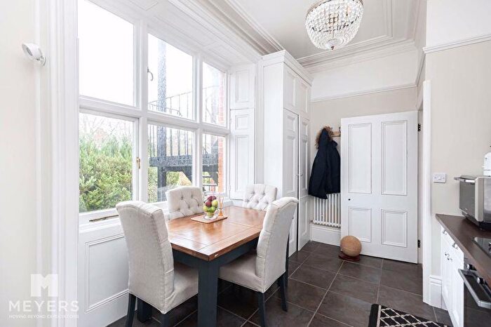 1 Bedroom Flat To Rent In Brinklea, Wimborne Road, Bournemouth, BH2