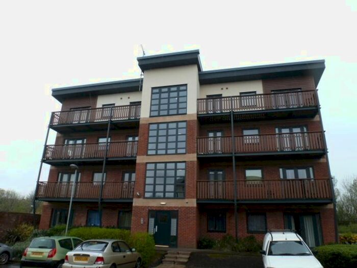 2 Bedroom Flat To Rent In Canalside, Water Street, Radcliffe, M26