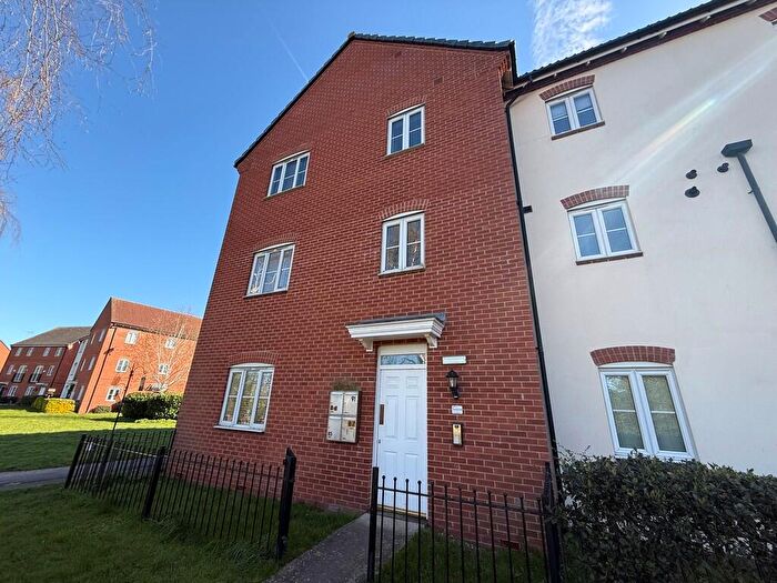 2 Bedroom Apartment To Rent In Waterfields, Retford, DN22