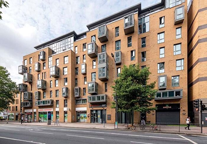 1 Bedroom Studio To Rent In Walworth Road, London, SE17