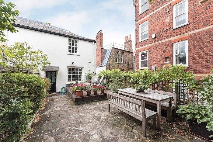 3 Bedroom Cottage To Rent In Hampstead Grove, London, NW3