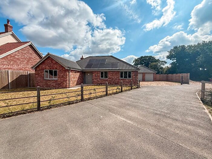 3 Bedroom Detached Bungalow For Sale In Hale Road, Ashill, IP25