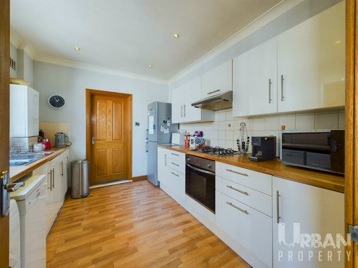 3 Bedroom Terraced House For Sale In Dryden Street, Hull, Yorkshire, HU8