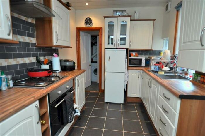 2 Bedroom Flat To Rent In Oakland Road, Newcastle Upon Tyne, NE2