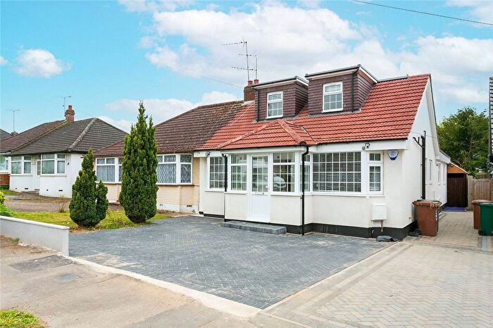 5 Bedroom Bungalow For Sale In Harrow Way, Bushey, Carpenders Park, WD19
