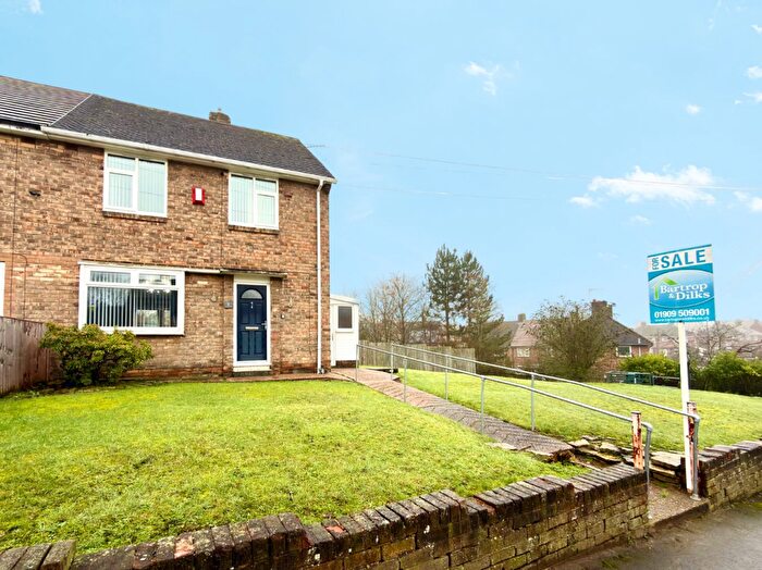 2 Bedroom Semi-Detached House For Sale In Kingston Road, Worksop, S80