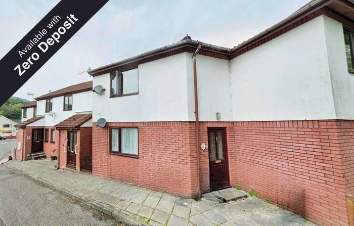 1 Bedroom Flat To Rent In St. Mary Street, Risca, Newport, NP11