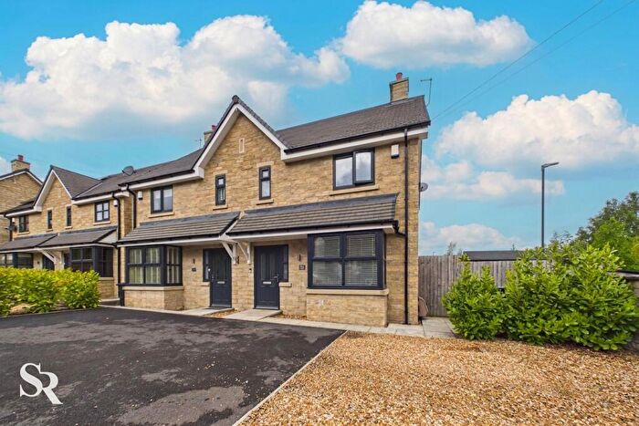 3 Bedroom Semi-Detached House For Sale In Manchester Road, Chapel-En-Le-Frith, SK23