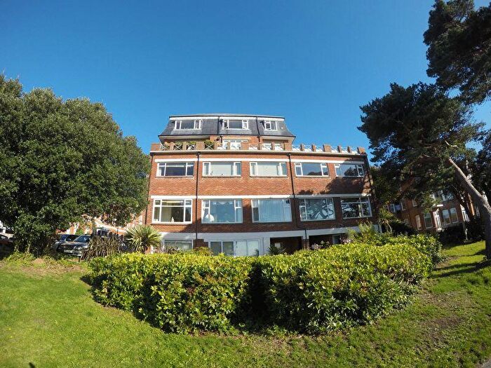 3 Bedroom Flat To Rent In Grand Marine Durley Gardens, BH2