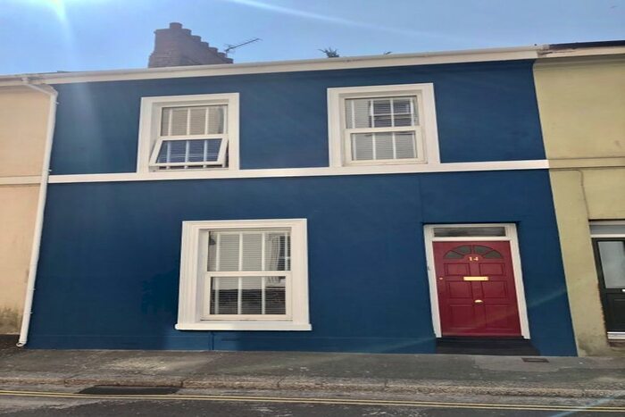 Studio To Rent In Clifton Place, Plymouth PL4