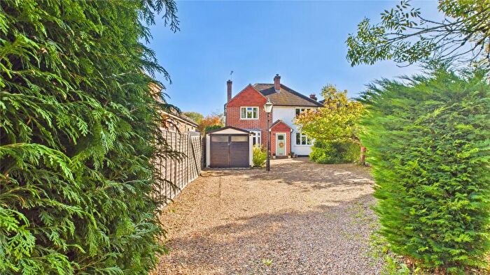 4 Bedroom Detached House For Sale In Windsor Road, Chobham, Surrey, GU24
