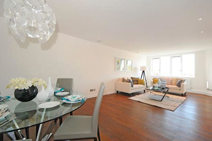 2 Bedroom Flat To Rent In Cavendish House, St Johns Wood, NW8