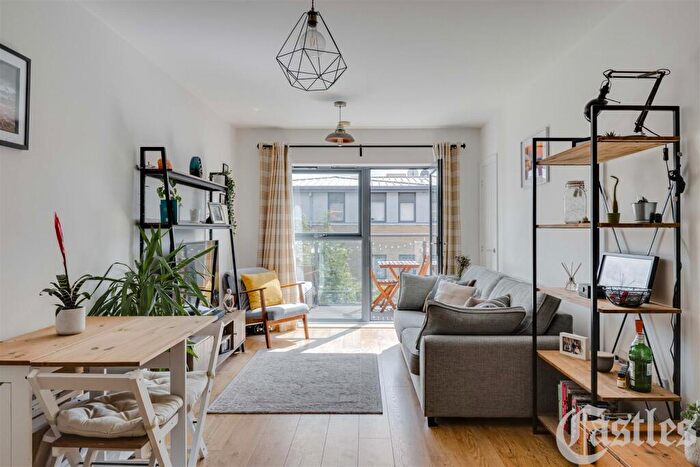 1 Bedroom Flat For Sale In Bellevalia Court, Woodmill Road, E5