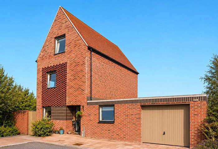 5 Bedroom Detached House For Sale In Elliots Way, Horsted Park, Chatham, Kent., ME4