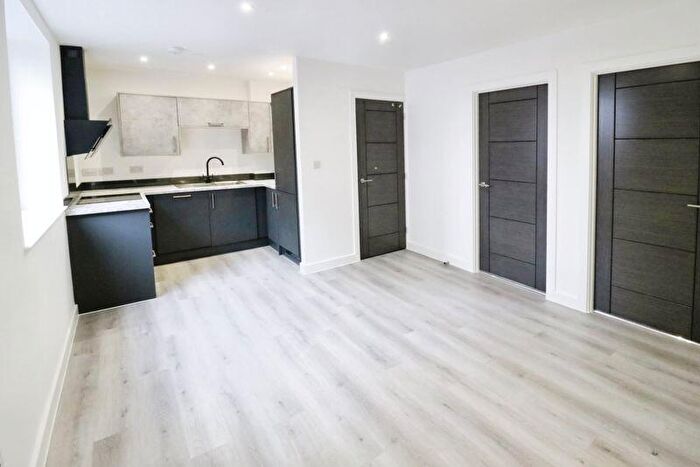 2 Bedroom Flat To Rent In George Street, Hull, HU1