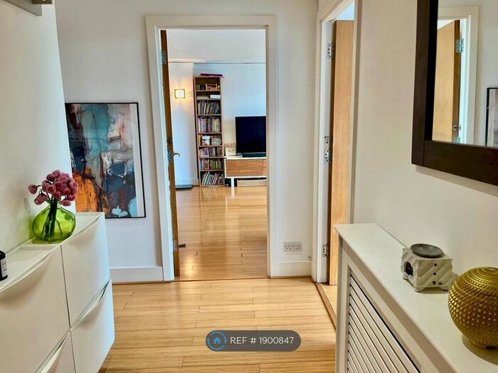 3 Bedroom Flat To Rent In Artillery Mansions, London, SW1H