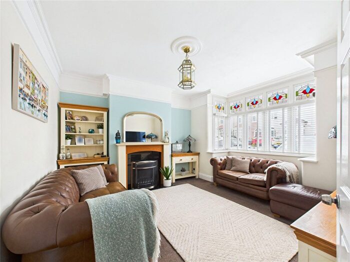 5 Bedroom Semi Detached House For Sale In Glenroy Avenue, Kingswood, Bristol, BS15